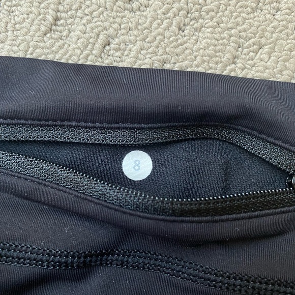 ⛔️Dold⛔️Lululemon Black Capri Workout Activewear Crop Leggings Pants Sz US8 AU12 - Picture 4 of 8